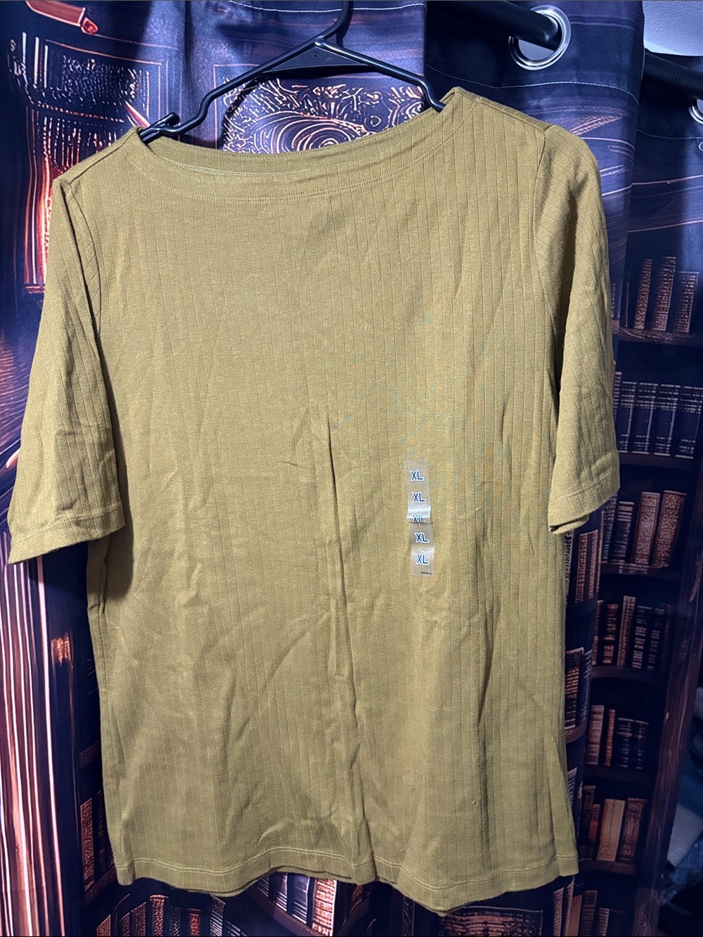 Ribbed Short-Sleeve Blouse in Olive